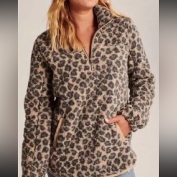 Abercrombie & Fitch Jackets & Blazers - Abercrombie & Fitch Soft Leopard Print Fleece Pullover